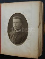 cca 1860-1890 Fotó gyűjtemény: 16 db keményhátú fotó, felerészt katonákat ábrázolóak korabeli kapcso...