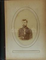 cca 1860-1890 Fotó gyűjtemény: 46 db keményhátú fotó korabeli kapcsos bőrkötéses albumban / 46 vinta...