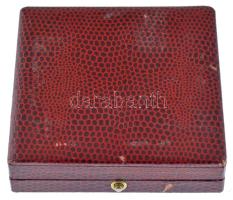 1951. "Nemzetközi Szövetkezeti Nap 1951" kétoldalas, bronzozott Zn díjérem dísztokban (40m...