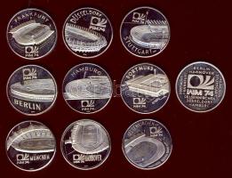 NSZK 1974. "Labdarúgó VB" Ag emlékérem sorozat, szettben, benne 10db klf Ag érem, 10x 12,9g T:PP Eredeti díszdobozban, tanúsítvánnyal!