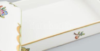 Herendi Viktória mintás porcelán doboz, kézzel festett, jelzett, kis kopásnyomokkal, 17x9x4 cm