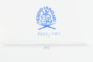 Herendi Viktória mintás porcelán doboz, kézzel festett, jelzett, kis kopásnyomokkal, 17x9x4 cm