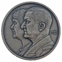 Berán Lajos (1883-1943) 1993. Vitéz Nagybányai Horthy Miklós és felesége / Kenderes 1993. szeptember 4. ezüstpatinázott bronz emlékérem tokban, tanúsítvánnyal (40mm) T:1