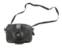 Analog Szovjet fényképezőgép,fekete bakelit,benne eredeti filmmel,nem kipróbált (dekorációnak-alkatrésznek?)