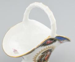 Cseh Altwien kosárka, matricás porcelán, jelzett, kopásokkal, m: 11 cm