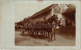 1907 Zilah, Zalau; lovaskocsi az utcán / horse cart on the street. photo (fa)
