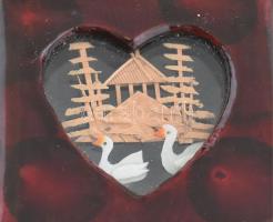 Kínai ékszerdobozka tartalommal, szép állapotban, d: 6 cm