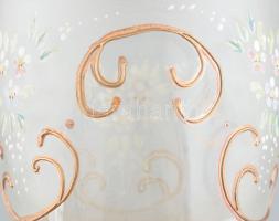 Biedermeier talpas üveg pohár, korának megfelelő kopásokkal, m: 14 cm