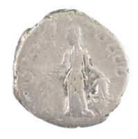 Római Birodalom / Róma / Antoninus Pius 138-161. Denarius Ag (2,78g) T:2-,3
Roman Empire / Rome / A...
