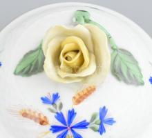 Herendi búzavirág mintás bonbonier, rózsa sérült, rózsaszál törött, jelzett, d: 9 cm