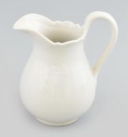 Zsolnay tejkiöntő, fehér mázas porcelán, hibátlan, jelzett, m: 12 cm