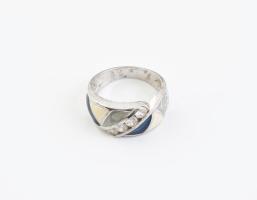 Ezüst (Ag) gyűrű kőékítéssel, jelzett, méret: 51, bruttó: 4,7 g