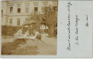 1906 Arad, játék a homokozóban / playing in the sand. photo