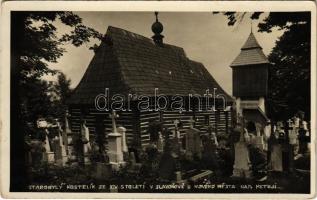 Slavonov (Nové Mesto nad Metují), Starobyly Kostelík ze XIV století v slavonove / old woden church from the 14th century, cemetery. photo (fl)