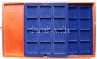 Éremtartó kazetta, 1db tálcával, 24 férőhellyel, 49x49mm