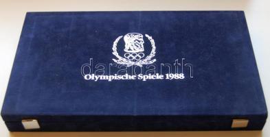 Nagyalakú éremtartó kazetta, tálca nélkül, 12 férőhellyel, 52x52mm