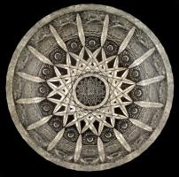 Ólomkristály csiszolt tál, apró karcolásokkal, jelzés nélküli d: 17,8 cm, m: 7,8 cm