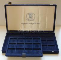 Nagyalakú éremtartó kazetta, 1db tálcával, 24 férőhellyel, 55x55mm