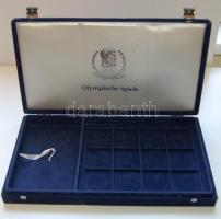 Nagyalakú éremtartó kazetta, tálca nélkül, 12 férőhellyel, 55x55mm