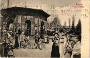 1904 Buziás-fürdő, Baile Buzias; József-forrás. Montázs kerékpárossal, hölgyekkel és úriemberekkel / spa, spring source. Montage with cyclists, ladies and gentlemen (ragasztónyom / glue marks)