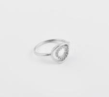 Ezüst(Ag) köves gyűrű, kőhiánnyal, jelzett, méret: 54, bruttó: 1,7 g