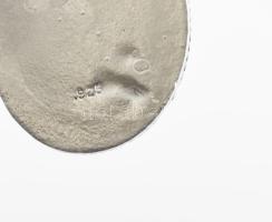 Ezüst (Ag) régi medál hematit kőékítéssel, jelzett, h: 3 cm, bruttó: 8,5g