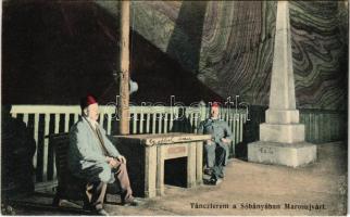 1912 Marosújvár, Uioara, Ocna Mures; Táncterem a sóbányában, asz asztal is sóból van. Füssy József kiadása / salt mine, interior, table made of salt