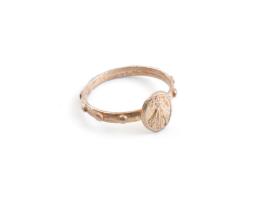 Ezüst(Ag) gyűrű, jelzés nélkül, méret: 58, nettó: 2,5 g