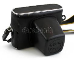 cca 1980 Zenit TTL fényképezőgép, Helios-44M-4 1:2 f=58 mm objektívvel, sapkával, eredeti tokjában /...