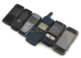 6 db különféle mobiltelefon, régebbi modellekkel