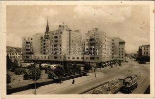 1948 Pozsony, Pressburg, Bratislava; Avion, Churchilovo námestie / szálloda és étterem, tér, autóbusz, villamos, üzletek / hotel, restaurant, square, autobus, tram, shops