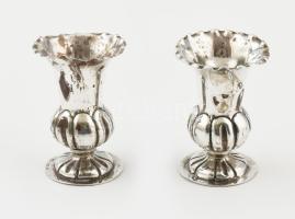 Ezüst(Ag) vázácska pár, jelzett, m: 6 cm, nettó: 46,2 g