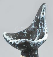 Illésné Luria Vilma: Madár. Jelzés nélkül, kopott iparművészeti etikettel, hibátlan, m: 20 cm