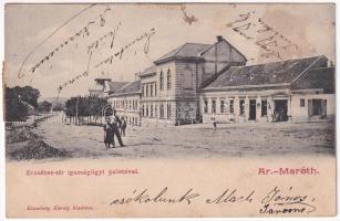 1901 Aranyosmarót, Zlaté Moravce; Erzsébet tér, Igazságügyi palota, Eisenberg Károly üzlete és saját kiadása / square, Palace of Justice, publisher's shop (fl)