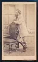 1872 Veress Ferenc (1832-1916) kolozsvári (Erdély) fotóművész saját magáról készített keményhátú fotója, szép állapotban, 10×6 cm / Ferenc Veress, self portrait