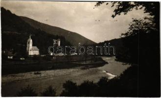 1928 Csucsa, Ciucea; Református templom és Sebes Körös partja / Calvinist church, Crisul Repede riverside. photo