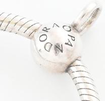 Ezüst(Ag) charmtartó medál, Pandora jelzéssel, d: 3 cm, nettó: 8,15 g