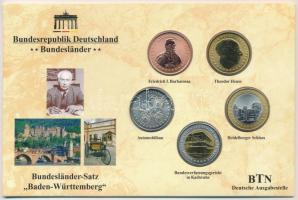 Németország ~2000. Baden-Württemberg kétoldalas emlékérem szett (5xklf) díszkartonban T:1- Germany ~2000. Baden-Württemberg two-sided commemorative medallion set in cardboard (5xdiff) C:AU