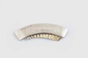 Ezüst(Ag) bross, jelzett, h: 5,8 cm, bruttó: 6,2 g