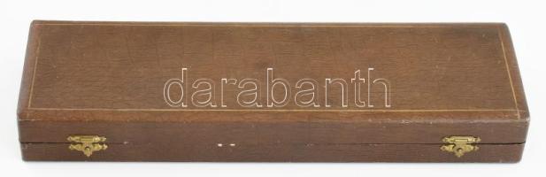 Ezüstözött nyelű tortalapát, jelzett, dobozban, h: 30 cm