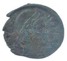 Római Birodalom / II. Constantius ~347-348. AE4 bronz (1,05g) T:2,2- patina, kis kitörés
Roman Empi...
