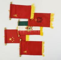 5 db selyem asztali zászló: Kínai, magyar, szovjet, stb 28 cm