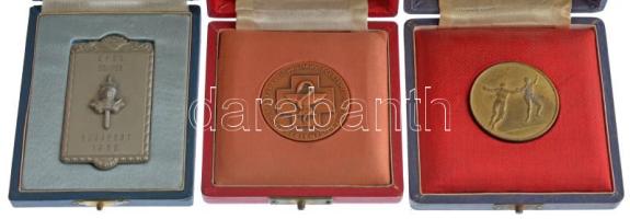 ~1950-1960. 6db klf párbajtőr díjérem tokokban, közte "Boczán Károly" gyártói tokok T:1-,2