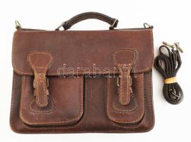 Bőr aktatáska, vállszíjjal 40x50 cm