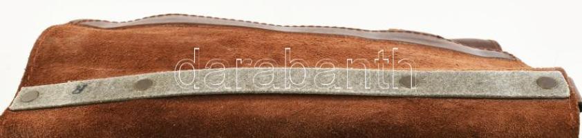 Bőr aktatáska, vállszíjjal 40x50 cm