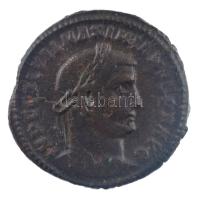Római Birodalom / Heraclea / II. Maximinus ~311. AE Follis bronz (6,83g) T:2,2- repedés Roman Empire / Heraclea / Maximinus II ~311. AE Follis bronze IMP C GAL VAL MAXIMINVS PF AVG / GENIO IMPERATORIS - HT gamma (6,83g) C:XF,VF crack