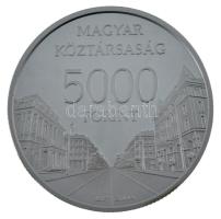 2009. 5000Ft Ag "Világörökség helyszínek: Budapest" sérült kapszulában, tájékoztatóval, certifikáttal T:PP  Adamo EM223