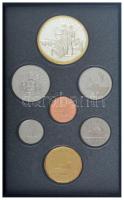 Kanada 1990. 1c-1$ (7xklf) forgalmi sor eredeti üvegezett tokban, tájékoztatóval, díszdobozban T:PP patina Canada 1990. 1 Cent - 1 Dollar (7xdiff) coin set in original case, with description, in gift box C:PP patina