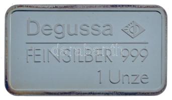 Németország DN Wellmann-Poller / Degussa Feinsilber Ag tömb kapszulában, dísztokban (31,30g/0.999/42x24mm) T:PP patina, ujjlenyomat Germany ND Wellmann-Poller / Degussa Feinsilber Ag bar in capsule, in gift box (31,30g/0.999/42x24mm) C:PP patina, fingerprints