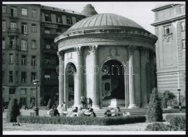 cca 1934 Budapest, Eskü tér, Erzsébet (Sisi) királyné mauzóleuma, 1 db mai nagyítás, 15x21 cm